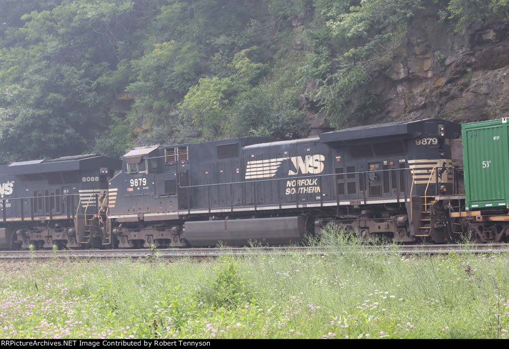 NS 9879